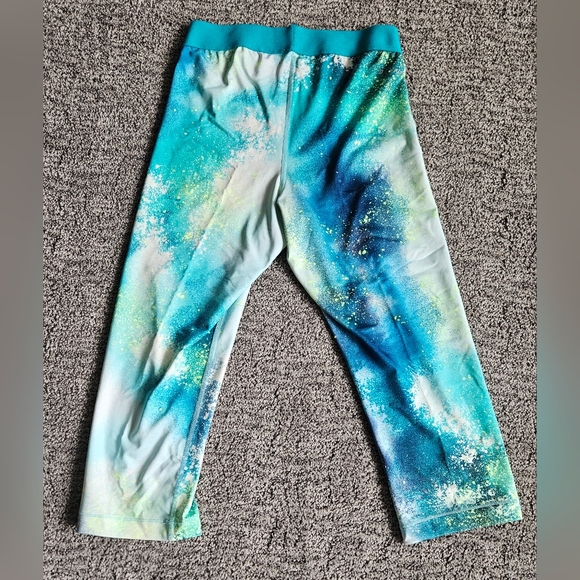 Nike Pro Capri Small - Picture 2 of 4